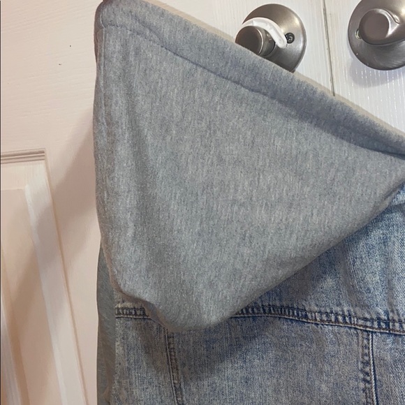 Jean Jacket ! - Picture 8 of 9